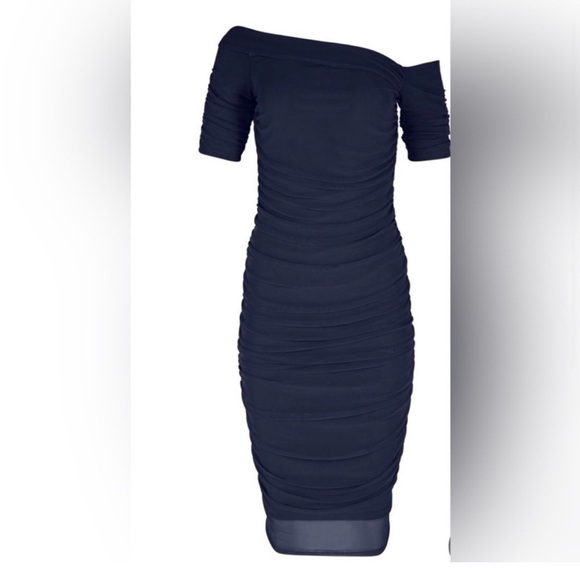 VENUS Dresses & Skirts - VENUS One Shoulder Navy Dress